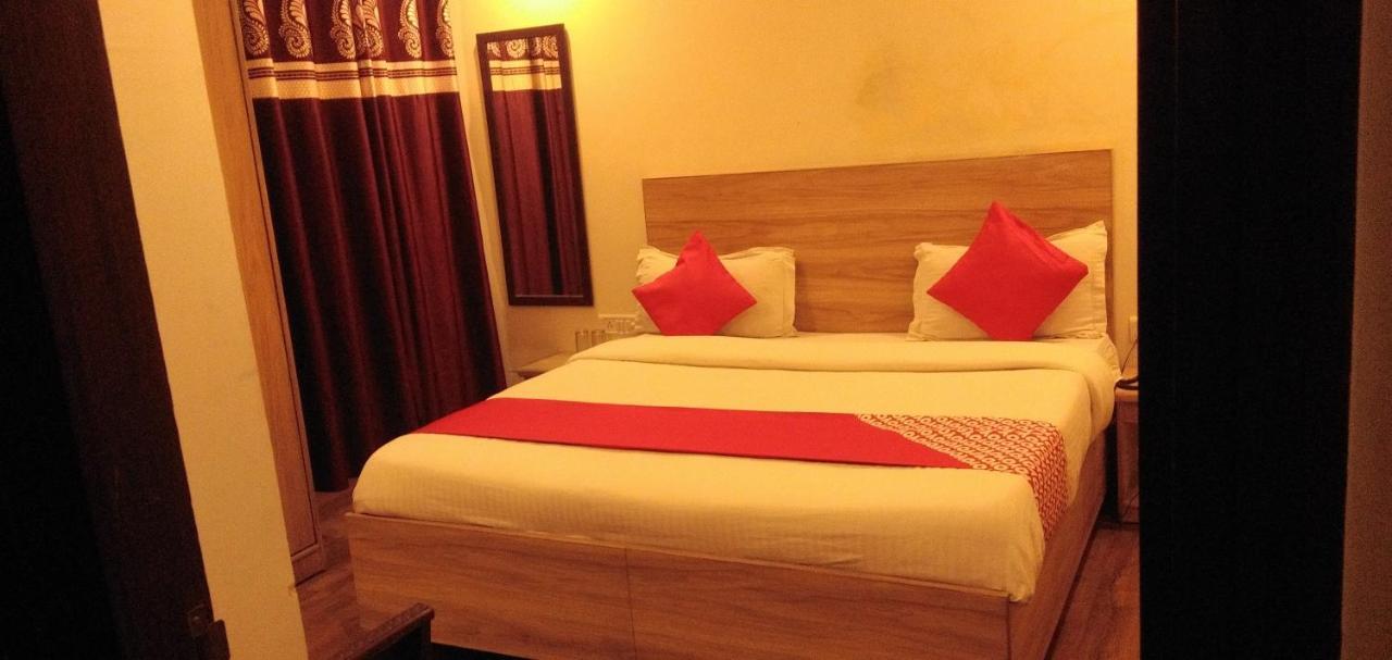 Hotel Golden Bliss At New Delhi Airport Kültér fotó